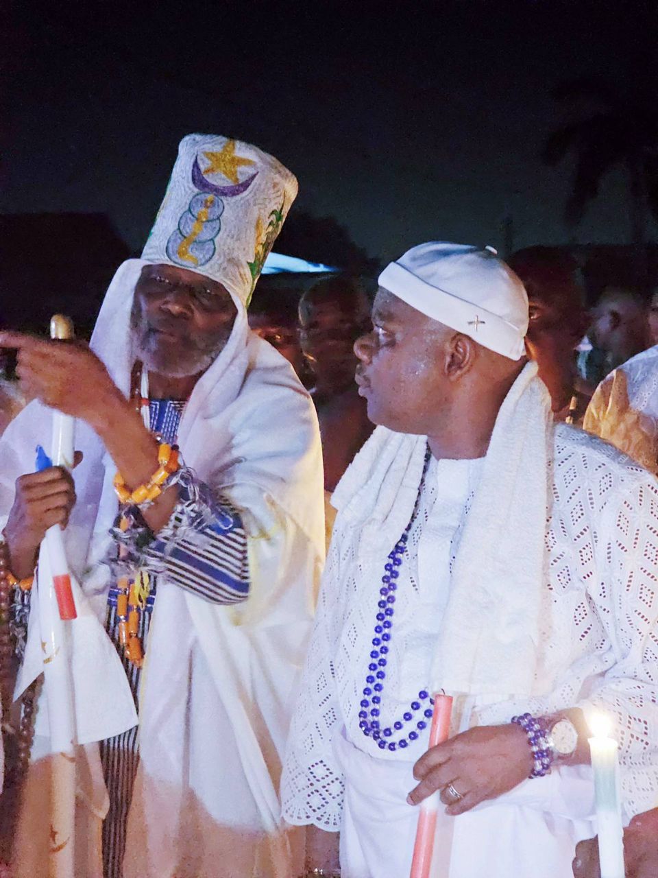 Maître Robert Tchedji en séance de voyance